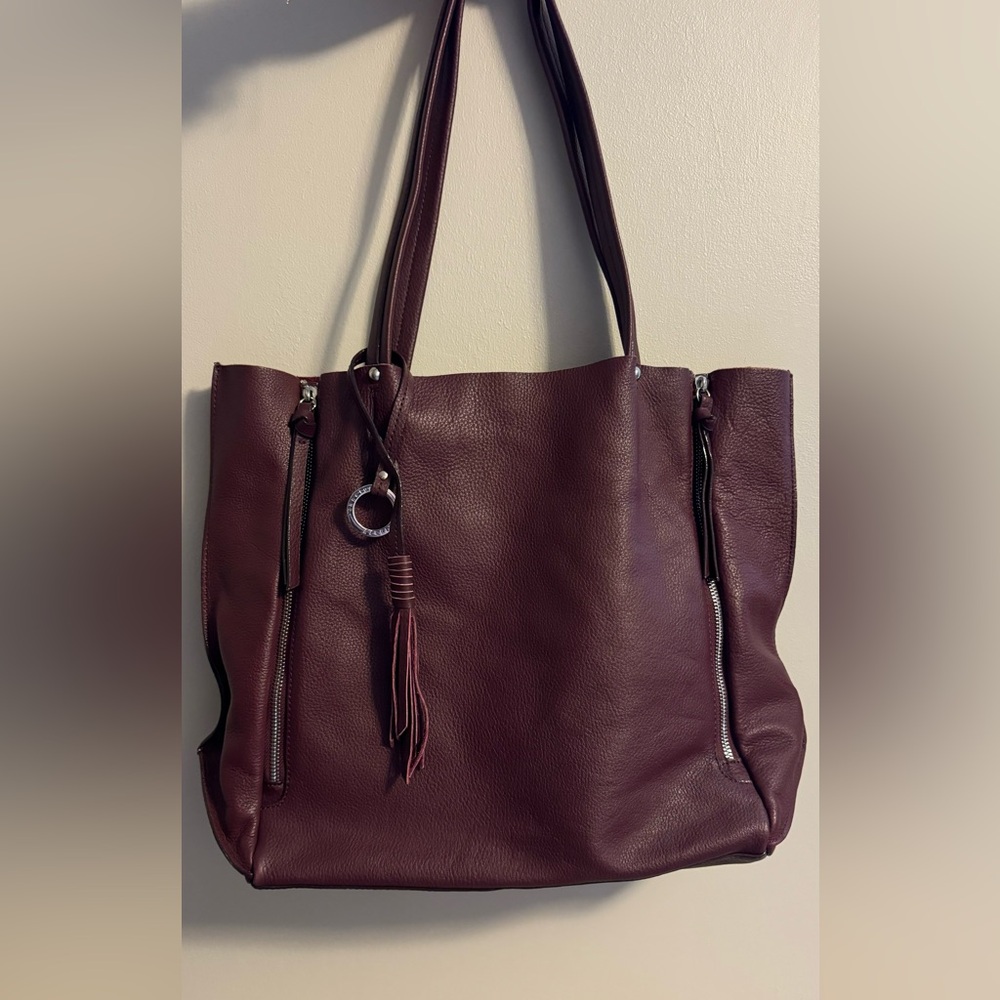 Sanctuary Burgundy/Maroon Leather 2-handle Tote Bag